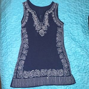 Pretty blouse w/rhinestones